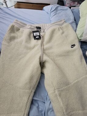 Nike Cream Sherpa Joggers - Men's Cozy Fleece Pants